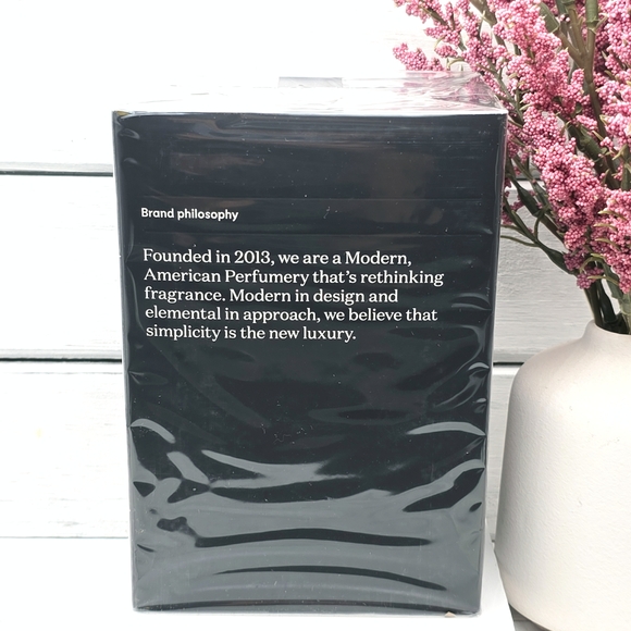 Commodity Milk Scent Space Expressive Perfume - Picture 3 of 6